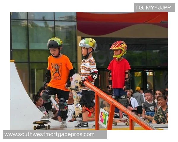 武汉滑板队的团队协作与默契：聚焦滑板运动中的合作精神与成长之路